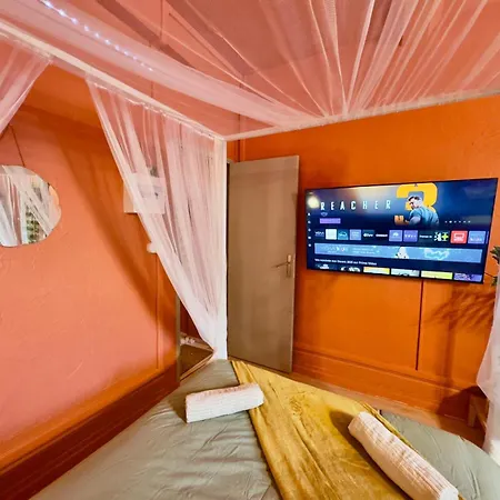 Bali Hyper Centre Lit Baldaquin Apartment Arras