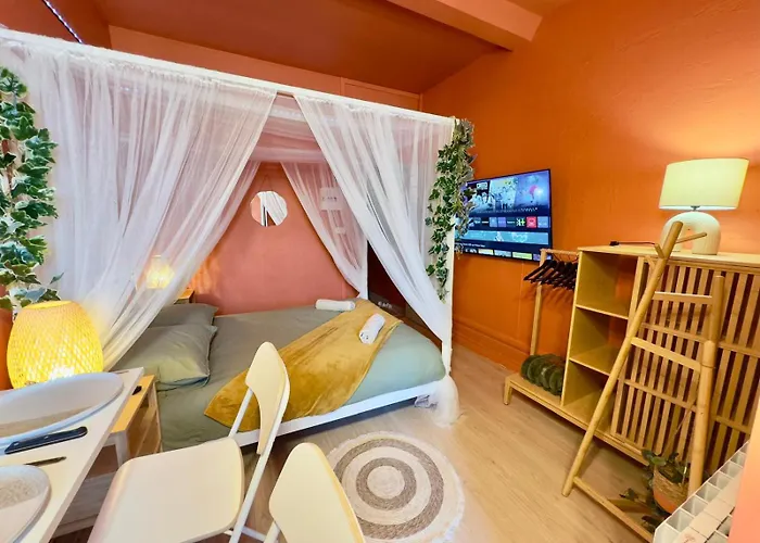 Bali Hyper Centre Lit Baldaquin Appartement